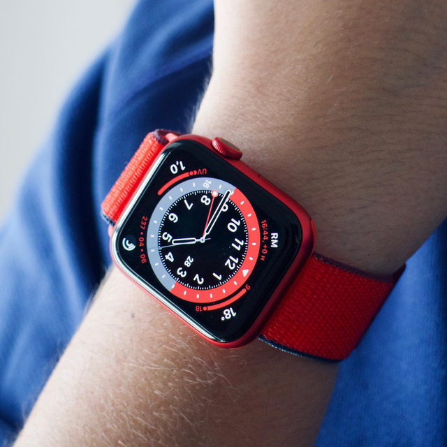 Prometto che per adesso è l’ultimo post riguardate AppleWatchSeries6 😅
Ho provato l’ossigenazione del sangue e ho constatato come bisogna stare attenti al posizionamento del Watch sul polso per avere una misurazione corretta. 
Bisogna tenerlo leggermente al di sopra rispetto al polso, così facendo raramente vi verrà fuori una misurazione sballata!
•
Quale altro sensore e quale altro paramento da monitorare vi piacerebbe vedere prima o poi su AppleWatch?🤔
•
•
•

#Apple #iPhone11ProMax #Tech #Tecnologia #Screen #Design #AppleDesign #Notch #Applicazioni #Italia #Photo #iPhoneItalia #instatech #FaceID #imatteo #beautyoftechnology #TeamiPhone #italiantechfriends
#iPhone11 #Mela #Verde #iPhoneXsMax  #AppleMac #iPhone11Pro  #iPadPro #ApplePencil #iOS14 #AppleWatchSeries6 #ProductRed