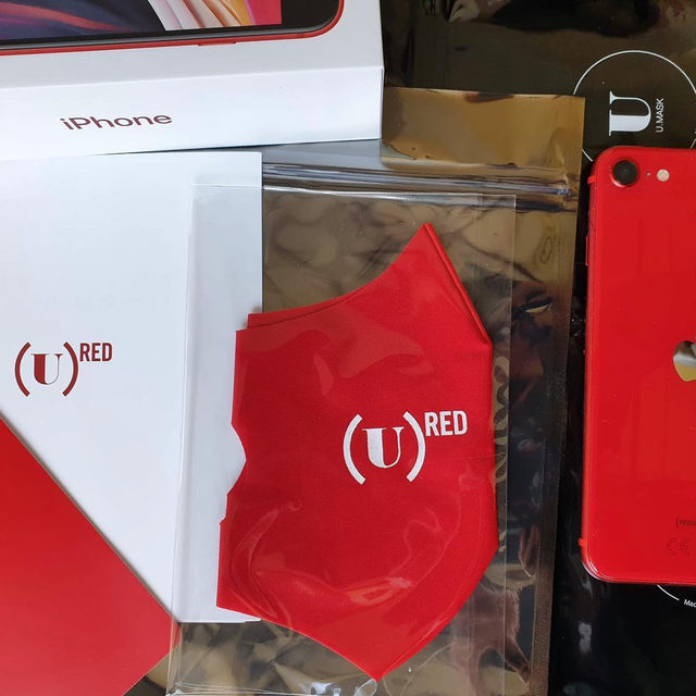 U-Mask ed Apple hanno deciso di collaborare con (RED) e devolvono parte del ricavato dall’acquisto di questi due prodotti a Global Fund. Andranno a finanziare i programmi contro l’HIV/AIDS e supportano anche le popolazioni più deboli nella lotto contro il COVID-19. 
.
.
#appleiphone #iphone #iphonese #productred #umask #ured #covid19 #hiv #aids #globalfund