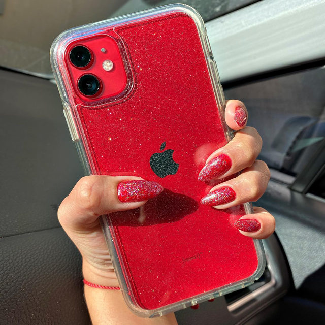 Holographic otter box case over red iPhone. 🔴💅🏽💿 #lookitmatches  #otterbox #holographicphonecase #iphone #iphone11 #productred #productrediphone #red #holo #holographic #rednails #nails #rednailpolish #holotopcoat #holonails #holographicnails #holographicnailpolish #scatteredholo #sinfulcolors #sinfulcolorsnailpolish #bitten #sinfulcolorsprofessional #revlon #revlonnailpolish #holographicpearls #revlonnails #lookitmatchesmynails #mynailsmatchmyphone #mynailsmatchmyphonecase