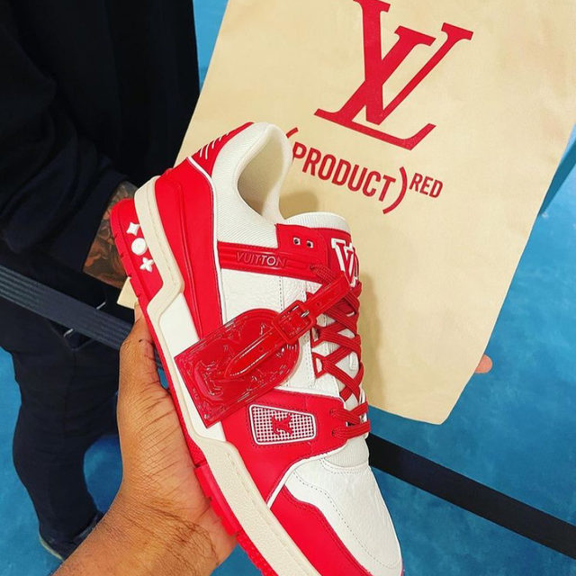 [LV TRAINER ‼️] #louisvuitton #virgilabloh #redproduct #lvmen #lvsneakers #lvmenss21 #repost dom_lv_saksny #productred